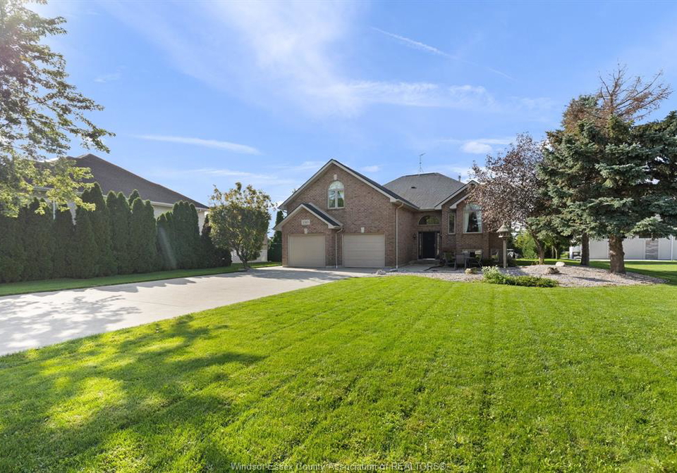 1315-st-clair-road-lakeshore-ontario-26022335
