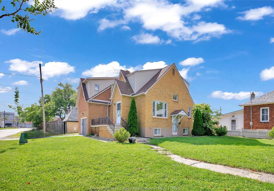 2397-chandler-windsor-ontario-26022338