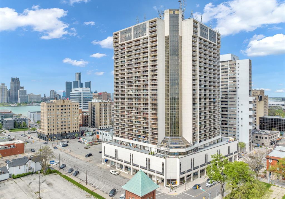 150-park-street-west-windsor-ontario-26022347