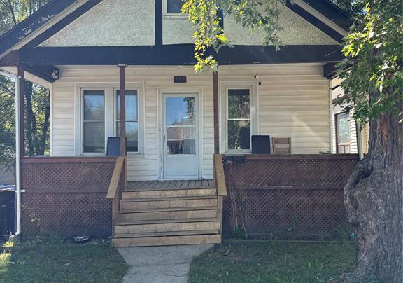 559-grove-windsor-ontario-26022358