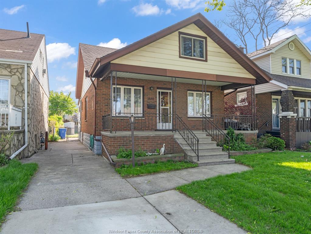 1488-pierre-avenue-windsor-ontario-26022362