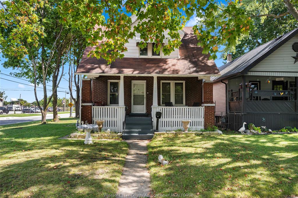 908-oak-street-windsor-ontario-26022368