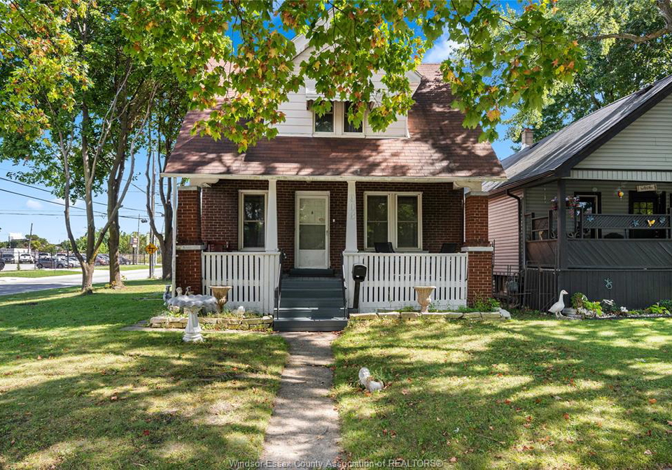 908-oak-street-windsor-ontario-26022368