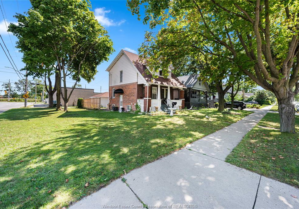908-oak-street-windsor-ontario-26022368