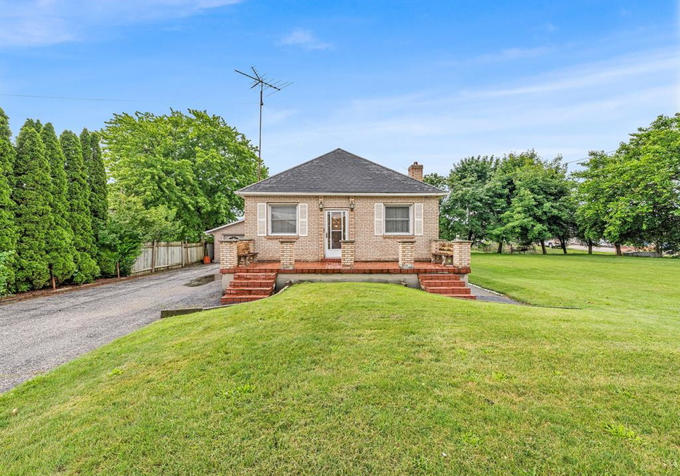 534-mersea-road-3-leamington-ontario-26022380