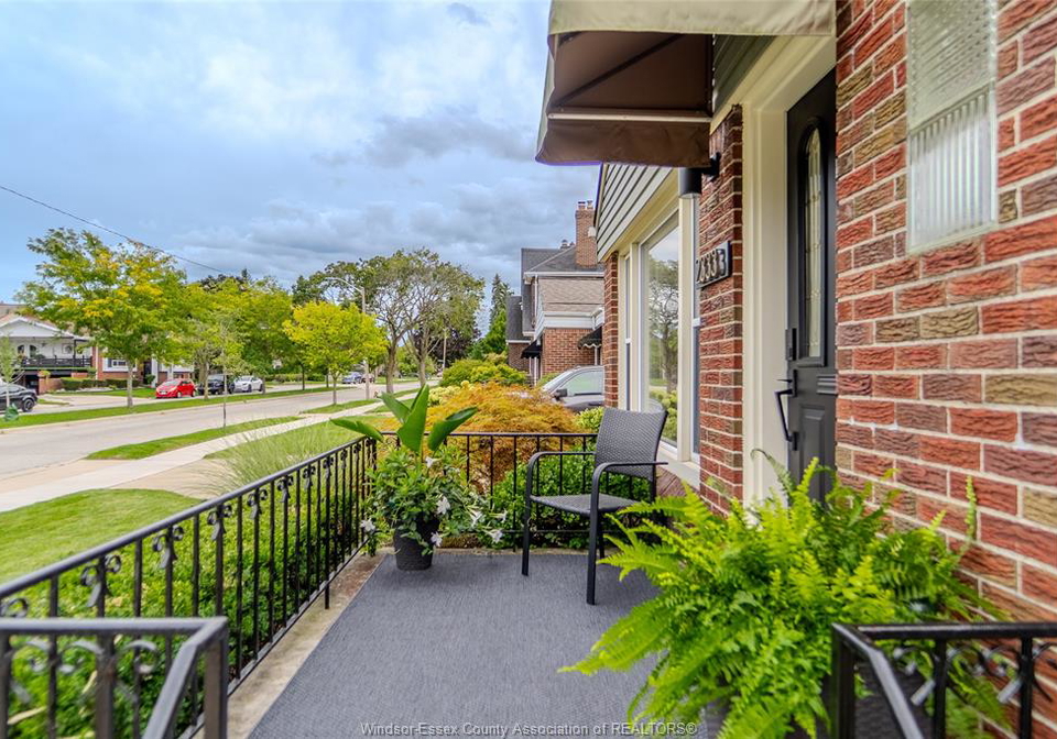 2333-kildare-road-windsor-ontario-26022381