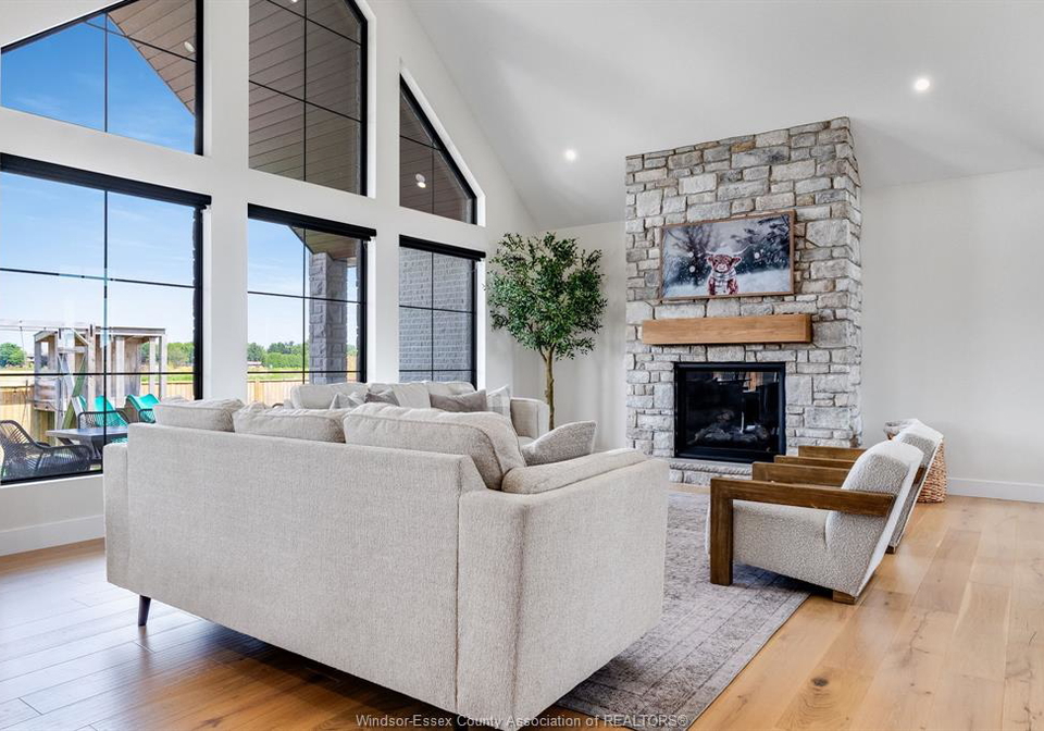 3-sunningdale-drive-leamington-ontario-26022389