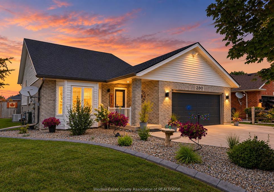 280-mclellan-amherstburg-ontario-26022392