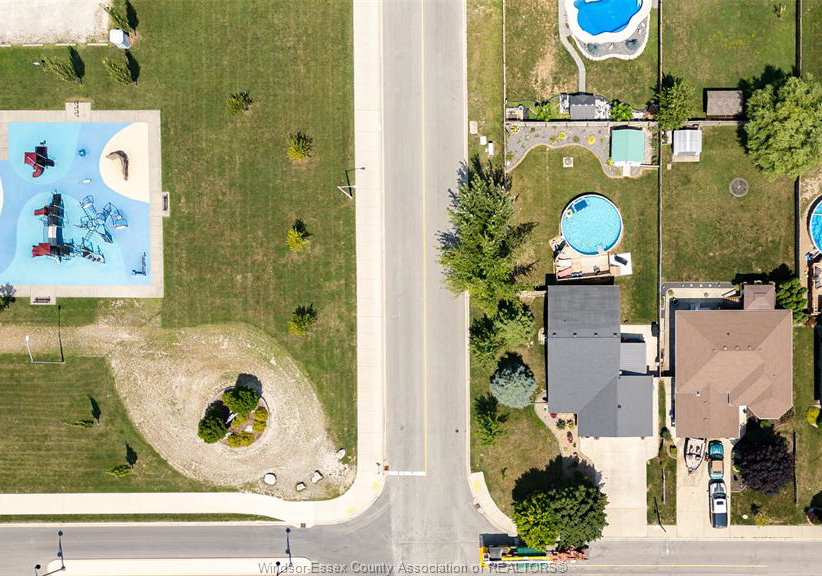 280-mclellan-amherstburg-ontario-26022392