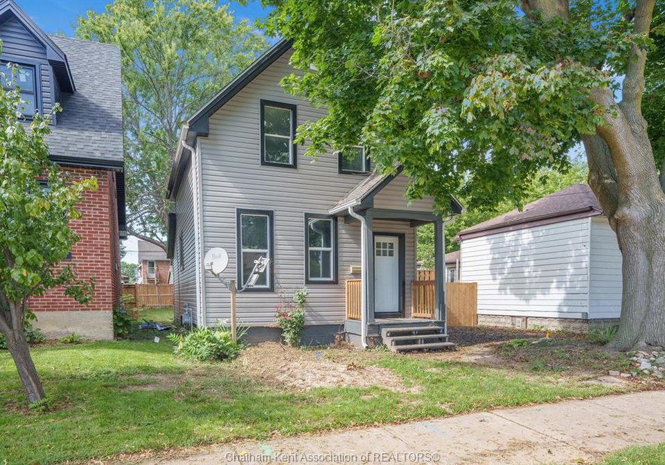 87-gray-street-chatham-ontario-26022395