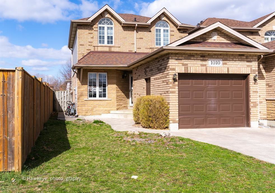 1010-silverdale-windsor-ontario-26022406