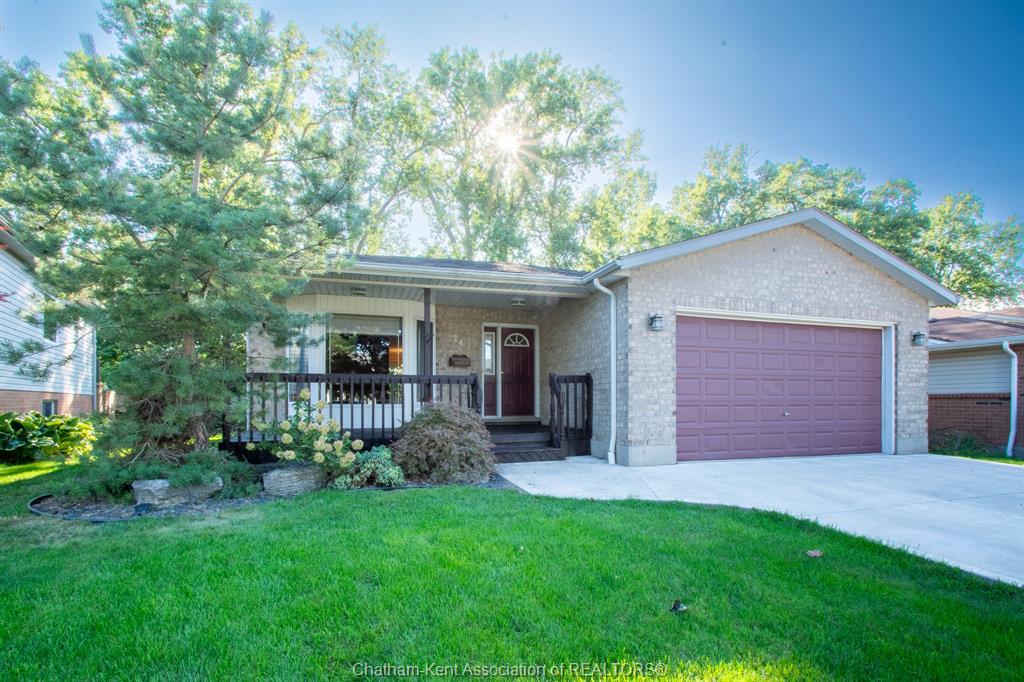 24-churchill-park-road-chatham-ontario-26022413