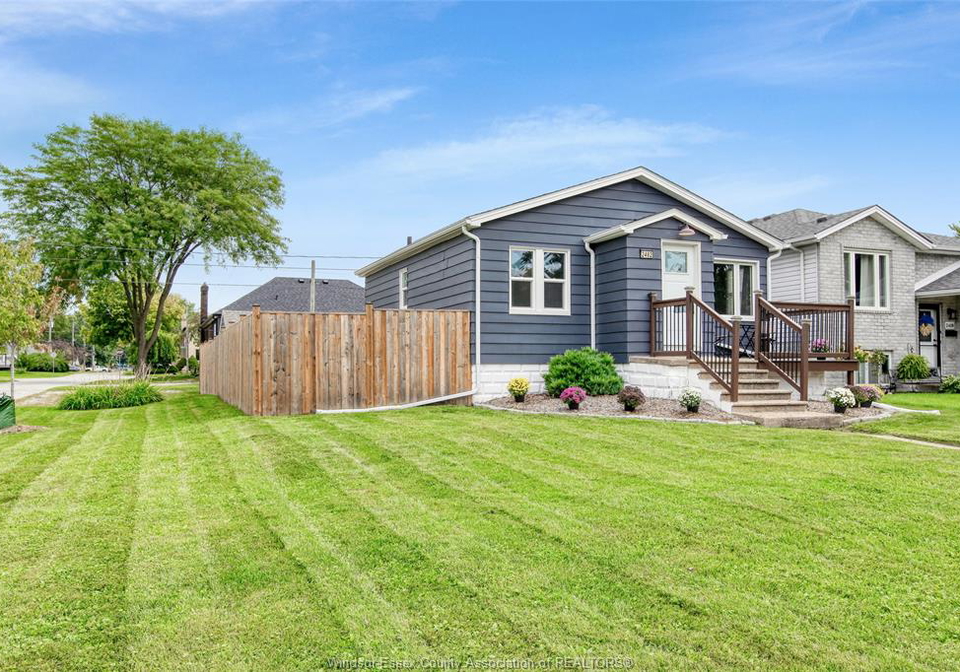 2402-tourangeau-windsor-ontario-26022414