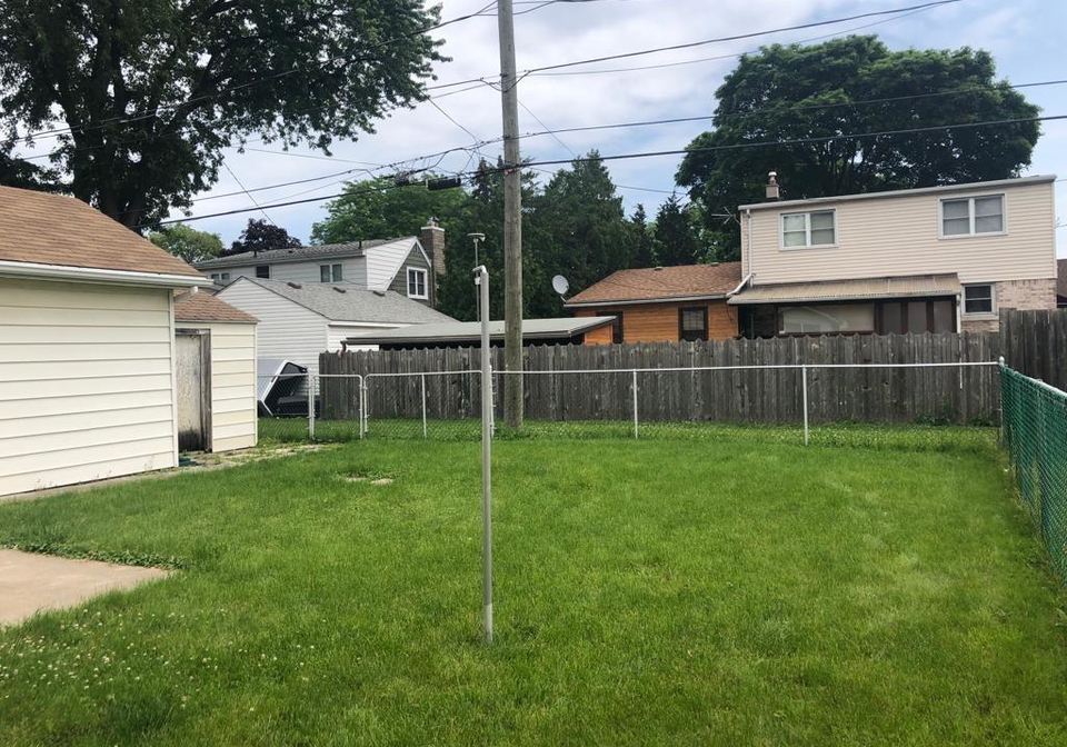 2550-windermere-windsor-ontario-26022416
