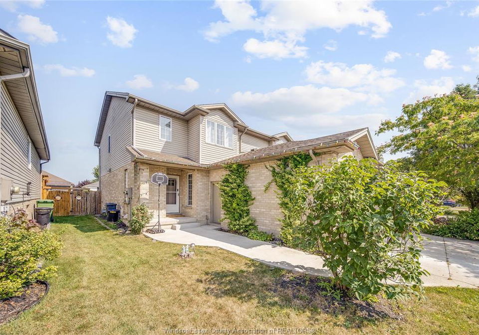 746-michael-drive-tecumseh-ontario-26022439