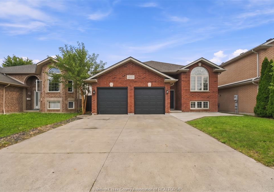 4610-brunswick-avenue-windsor-ontario-26022440