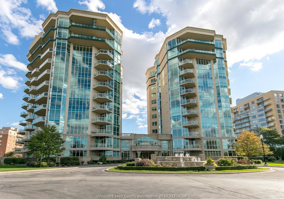 5055-riverside-drive-east-windsor-ontario-26022442