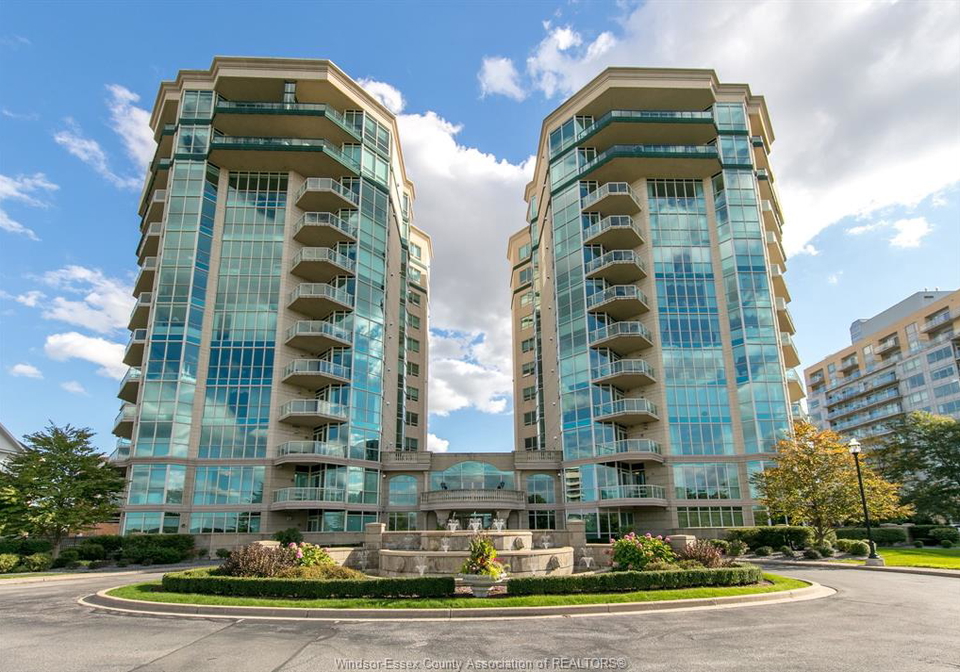 5055-riverside-drive-east-windsor-ontario-26022442