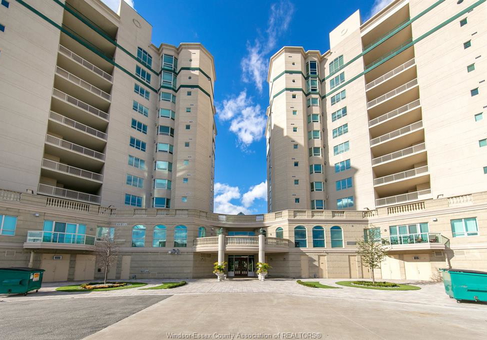 5055-riverside-drive-east-windsor-ontario-26022442
