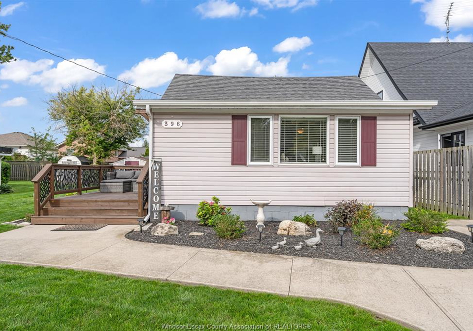 396-west-belle-river-road-lakeshore-ontario-26022456