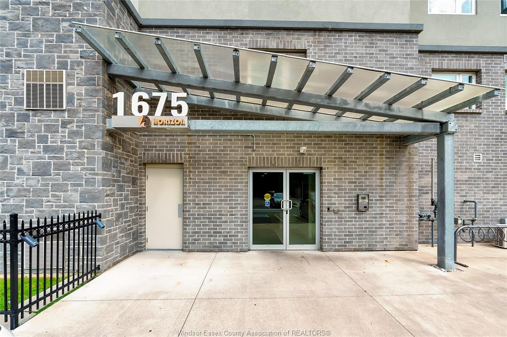 1675-banwell-road-windsor-ontario-26022460