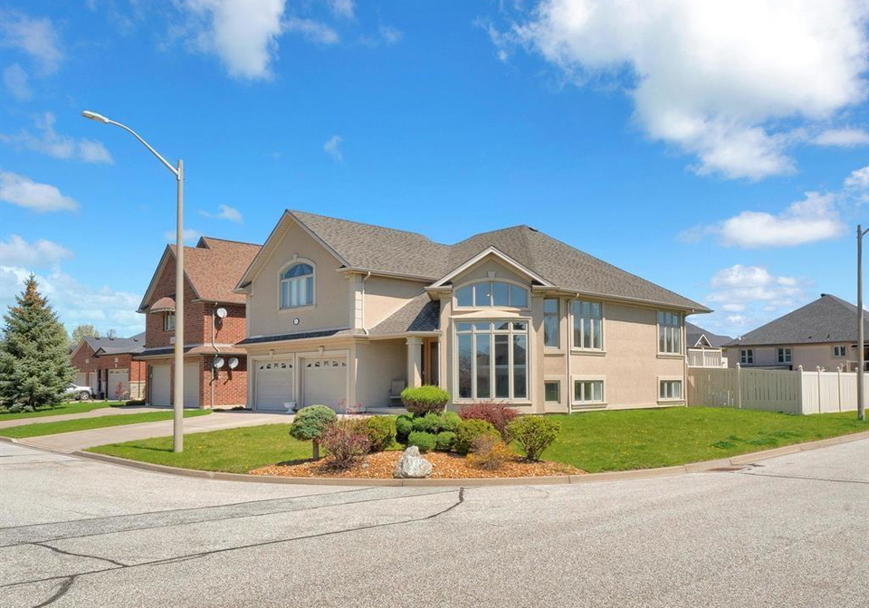 144-meconi-court-lakeshore-ontario-26022465