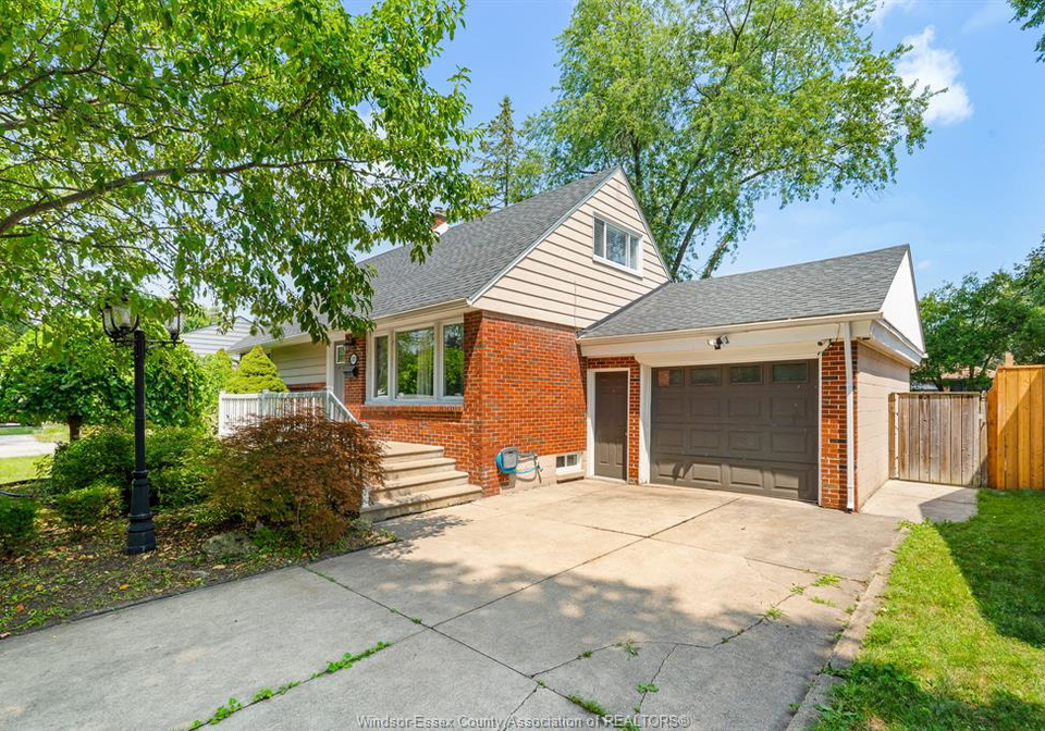 3070-dandurand-windsor-ontario-26022469