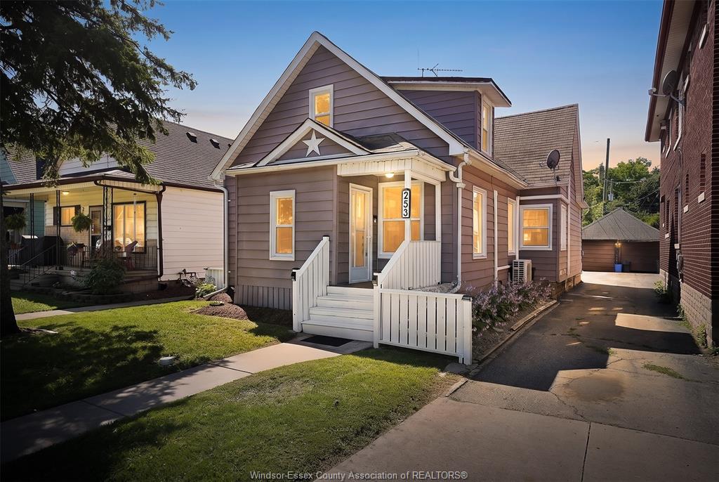 253-pierre-avenue-windsor-ontario-26022479