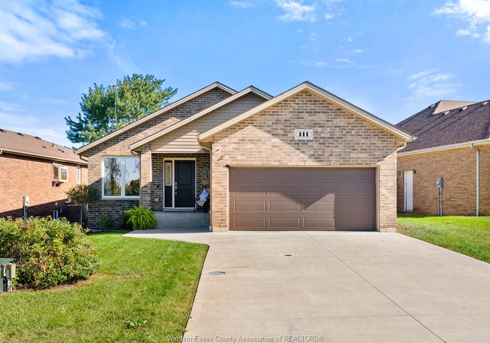 111-ellison-avenue-leamington-ontario-26022525