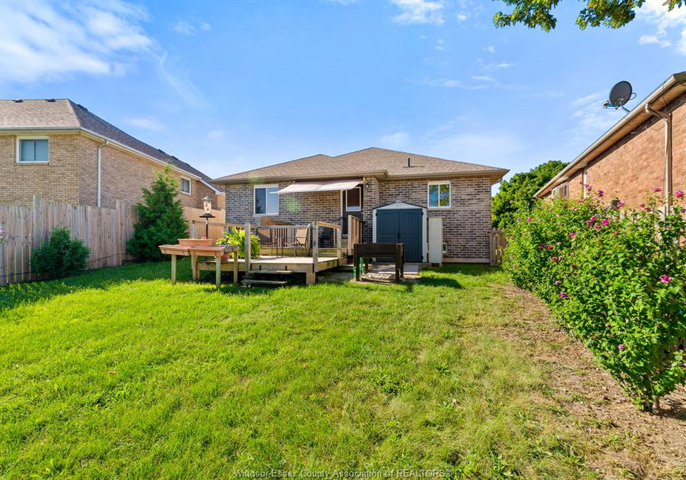 111-ellison-avenue-leamington-ontario-26022525
