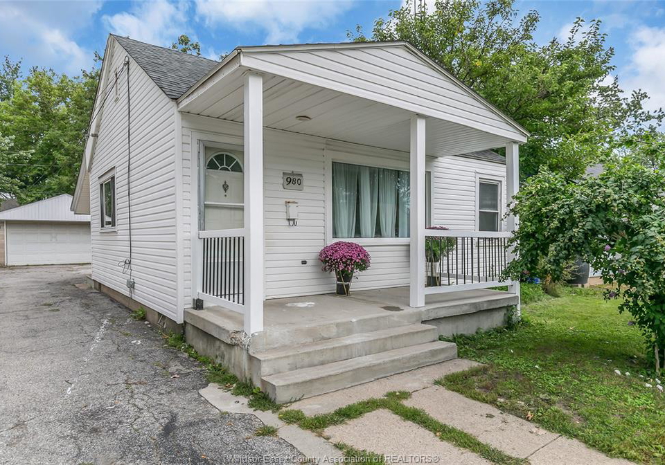 980-partington-avenue-windsor-ontario-26022531