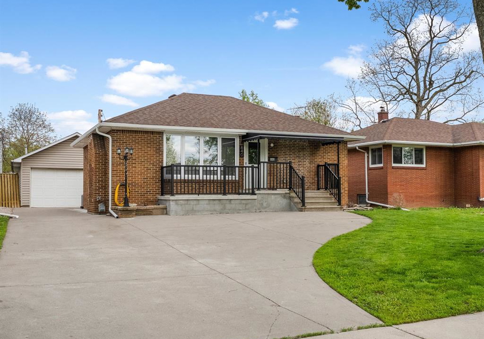 840-rossini-boulevard-windsor-ontario-26022558