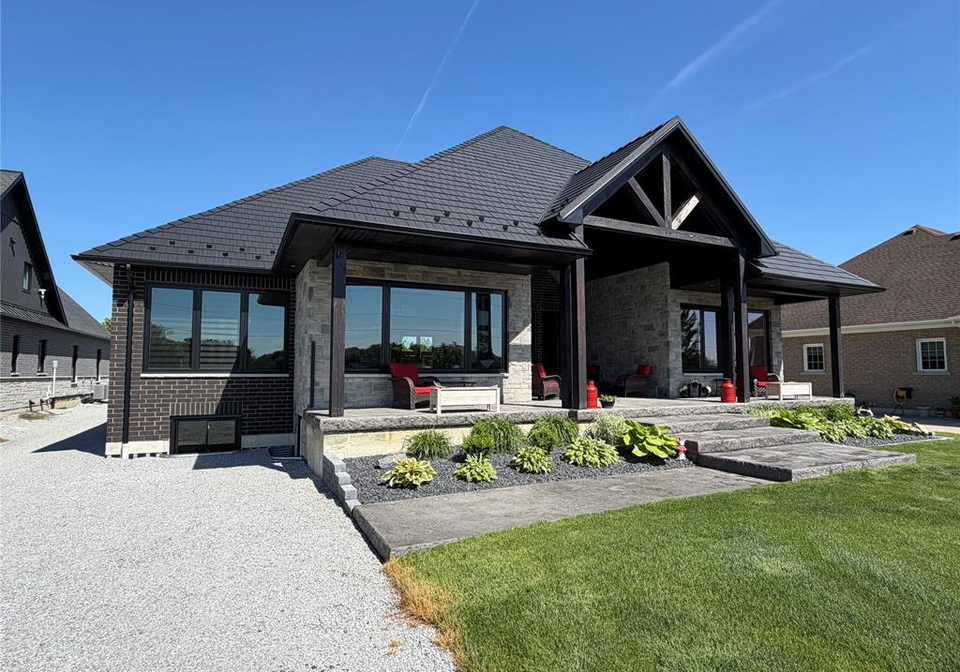 3674-st-clair-parkway-sombra-ontario-26022570