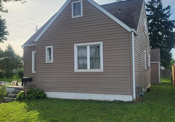 591-charlotte-windsor-ontario-26022572