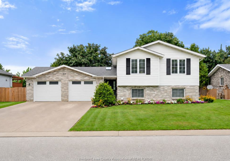 855-lawndale-avenue-kingsville-ontario-26022583
