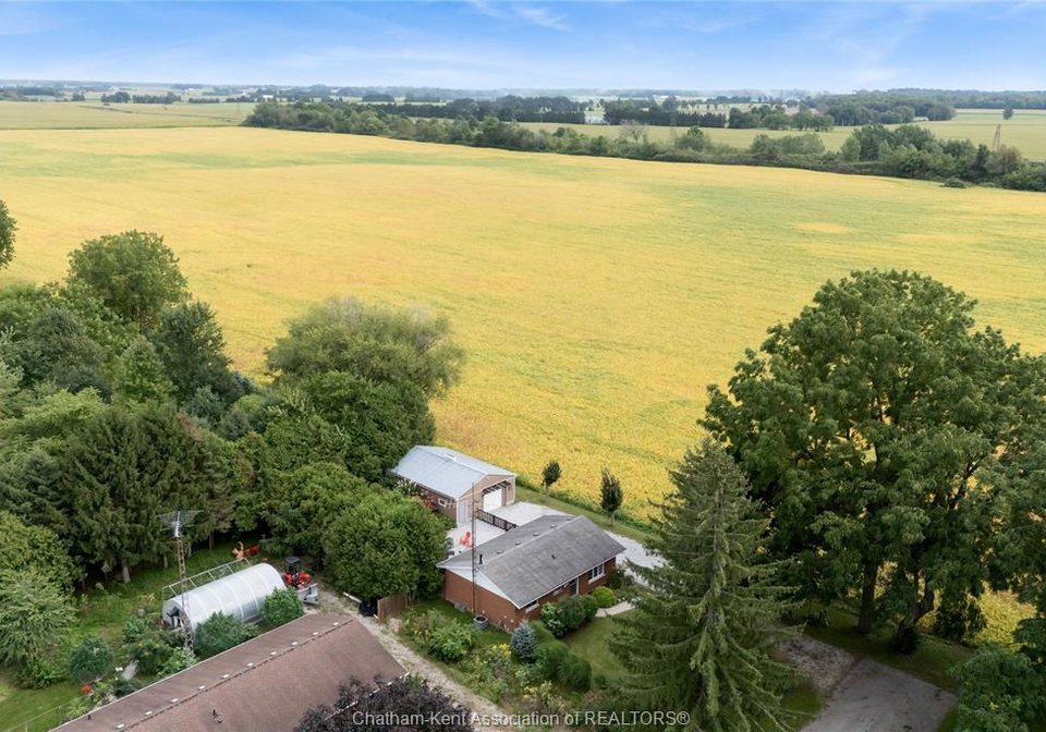 161-queen-street-highgate-ontario-26022602