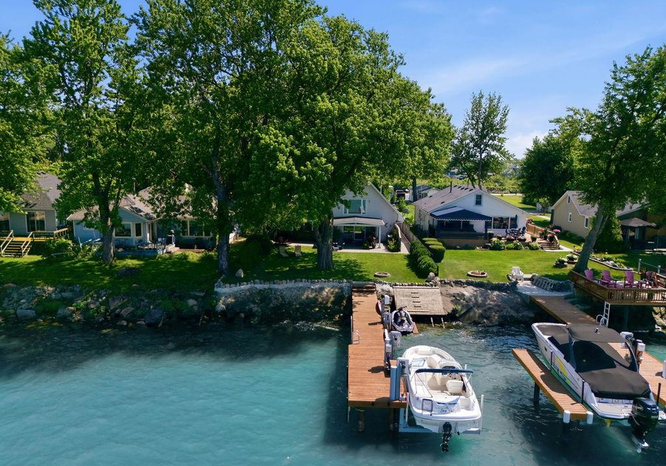 431-charron-beach-lakeshore-ontario-26022610
