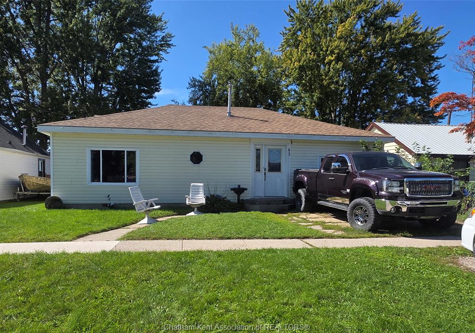 91-first-street-wallaceburg-ontario-26022612