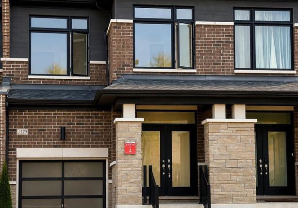 1179-marathon-avenue-pickering-ontario-26022614