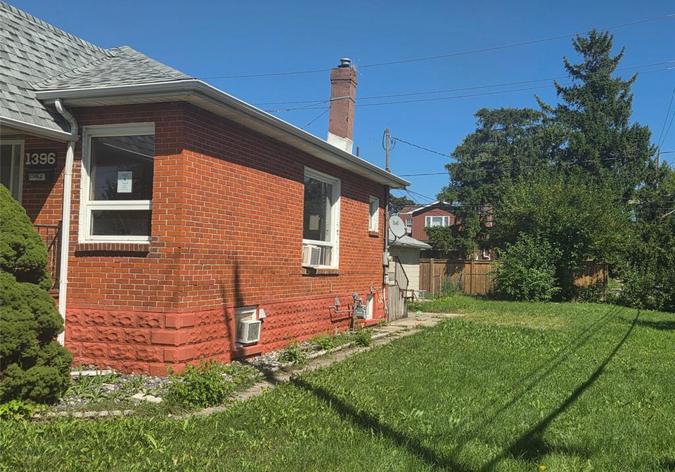 1396-janette-avenue-windsor-ontario-26022616