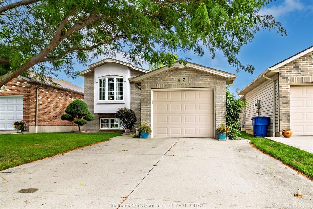 7-frobisher-court-chatham-ontario-26022619