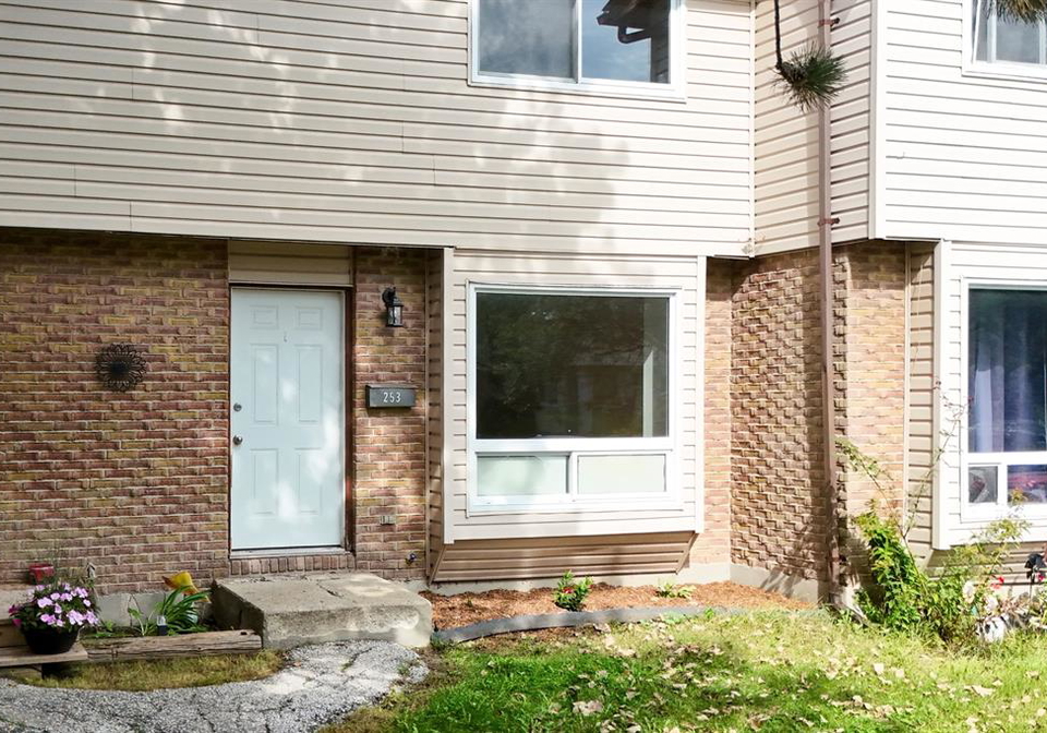 253-hampton-avenue-sarnia-ontario-26022637