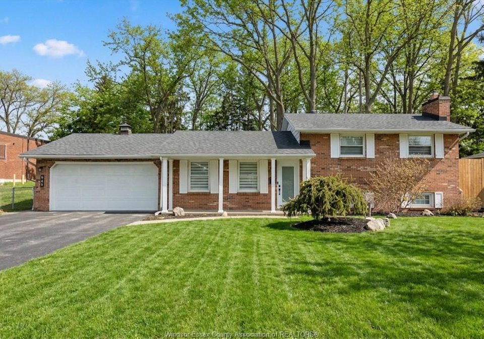 945-laurier-lasalle-ontario-26022641