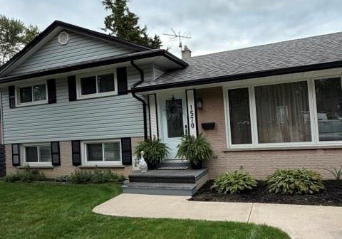 1570-stratford-court-windsor-ontario-26022661