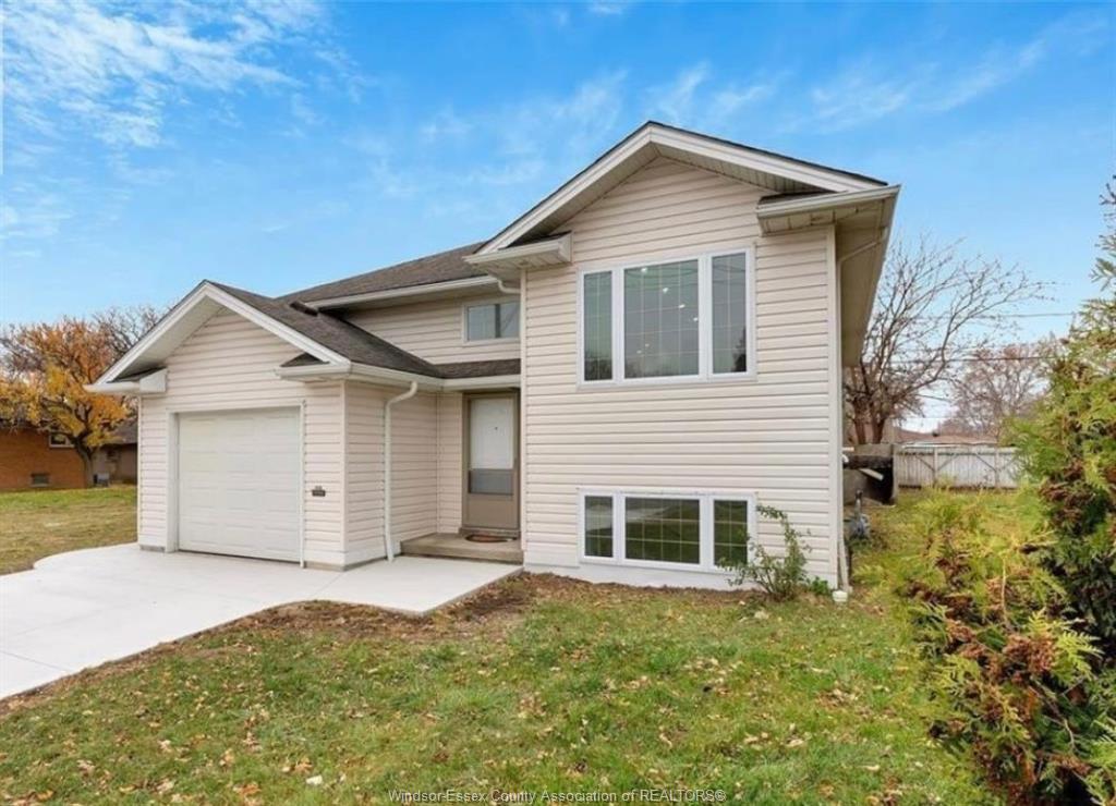 1443-campbell-avenue-windsor-ontario-26022671