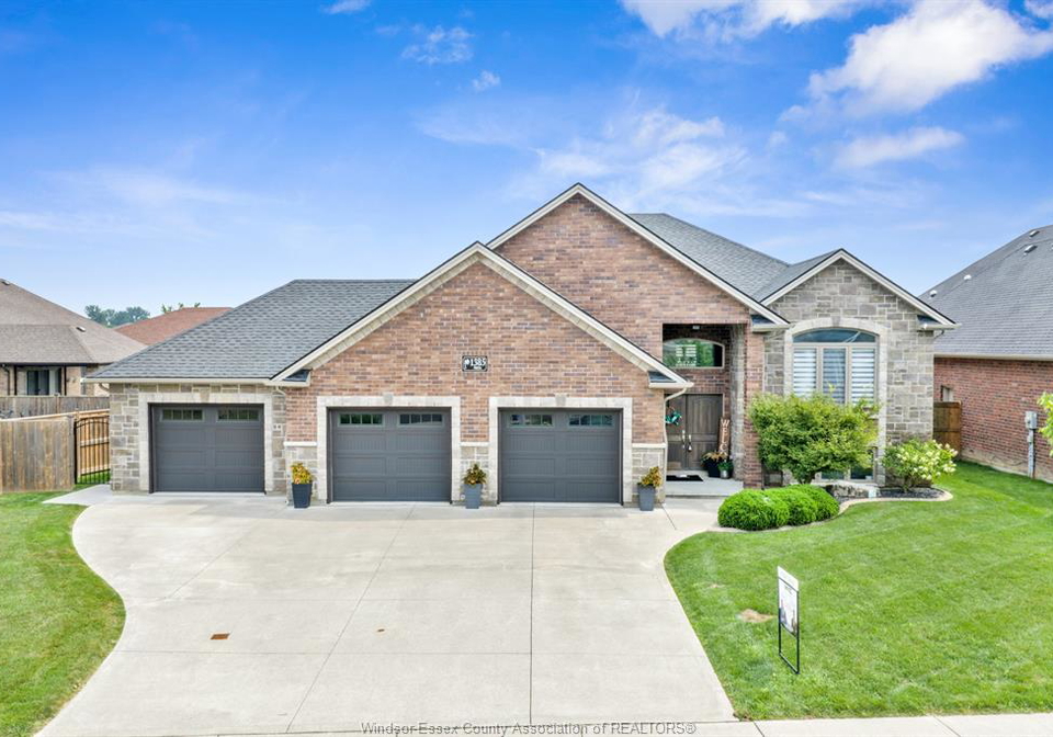 1385-pascal-avenue-lakeshore-ontario-26022674