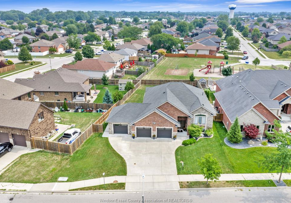 1385-pascal-avenue-lakeshore-ontario-26022674