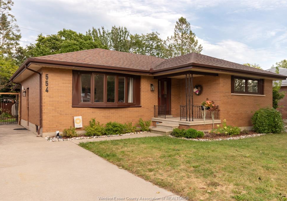 554-bertha-avenue-windsor-ontario-26022676
