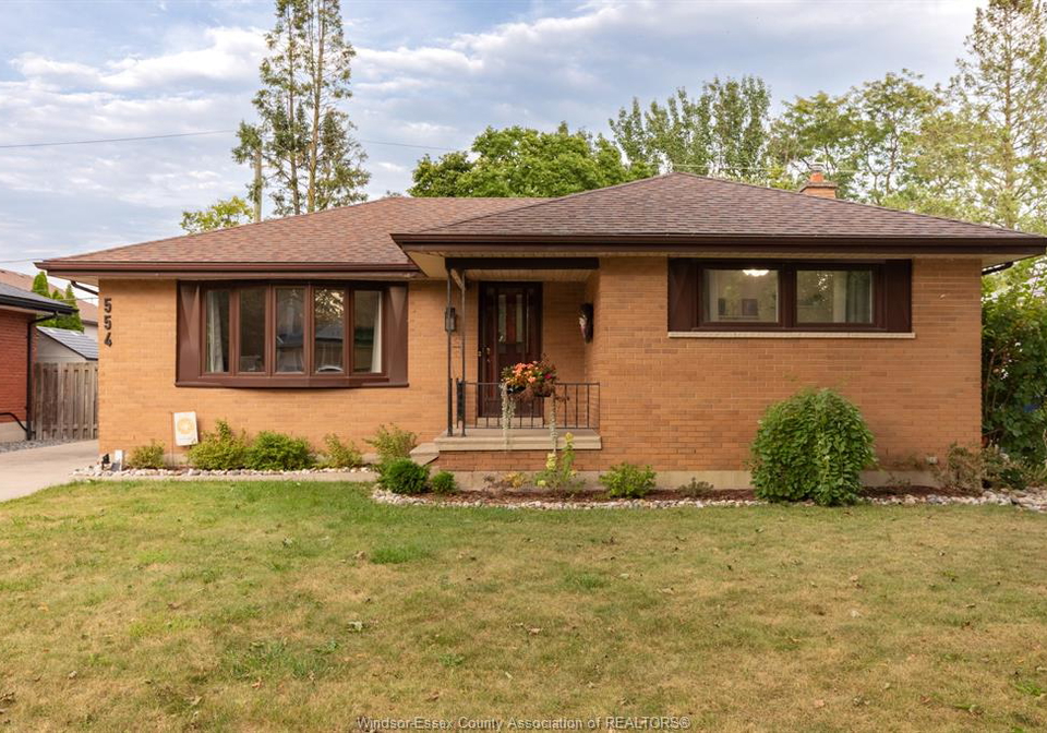 554-bertha-avenue-windsor-ontario-26022676