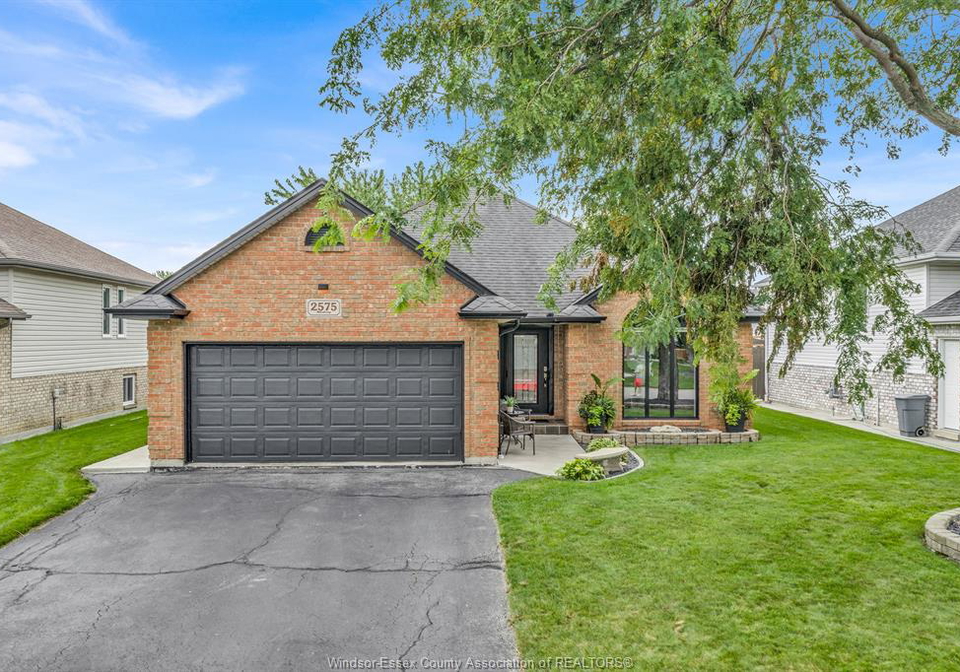 2575-wildberry-tecumseh-ontario-26022680
